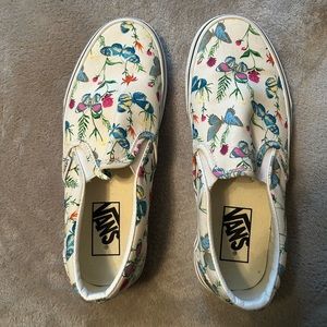 Size 7.5 (women’s) butterfly slip on Vans
